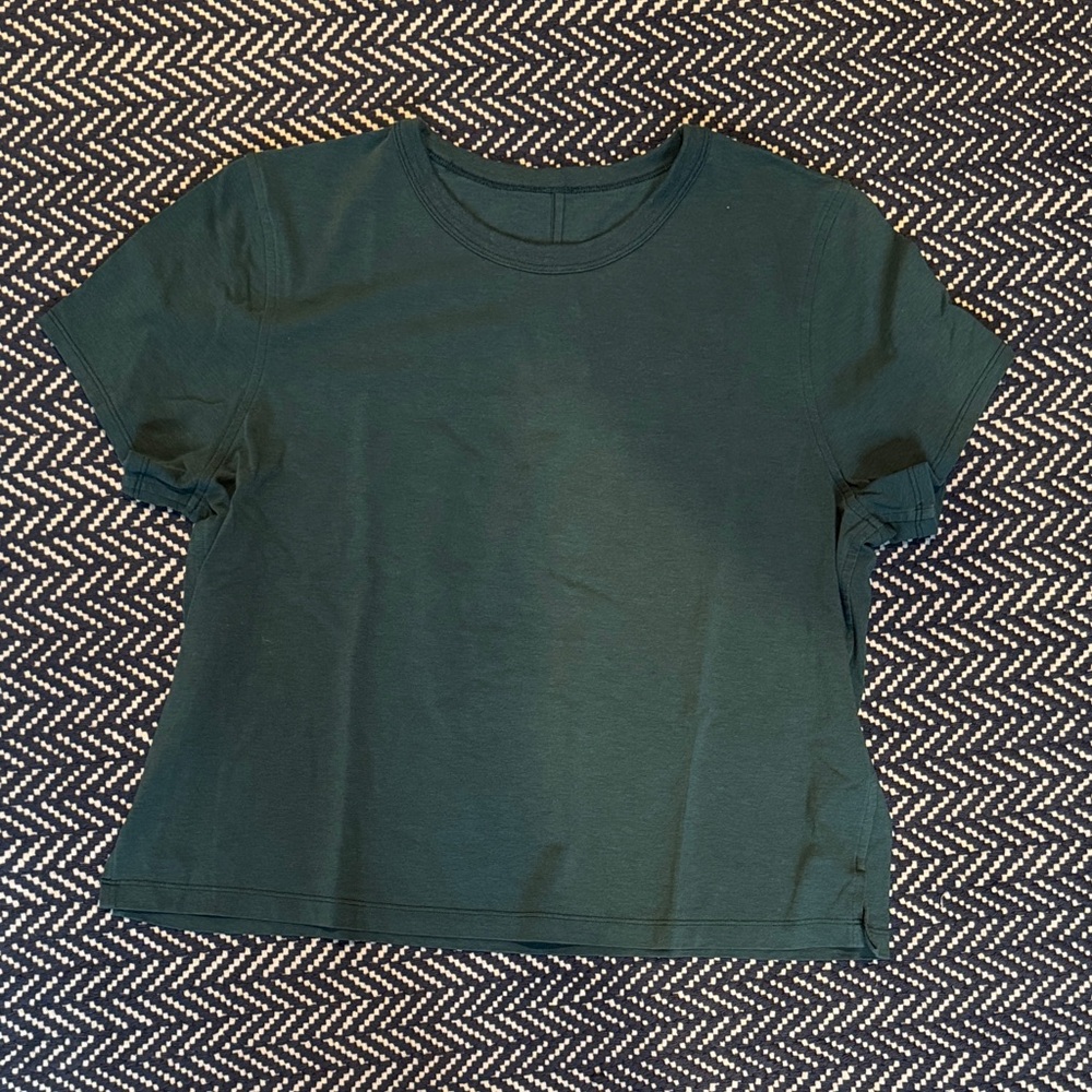 lululemon athletica Deep Green Short Sleeve Tee